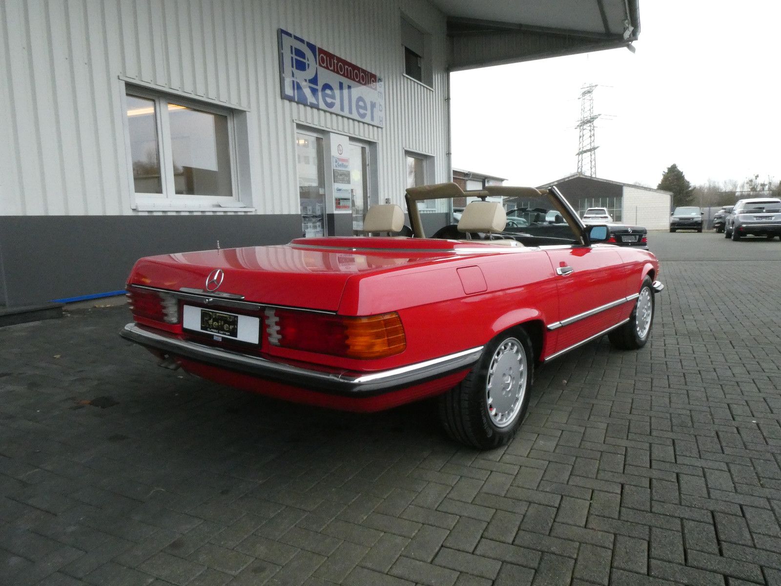 Mercedes-Benz 300 300 SL (R107), 3.Hand, deutsche Erstauslieferung