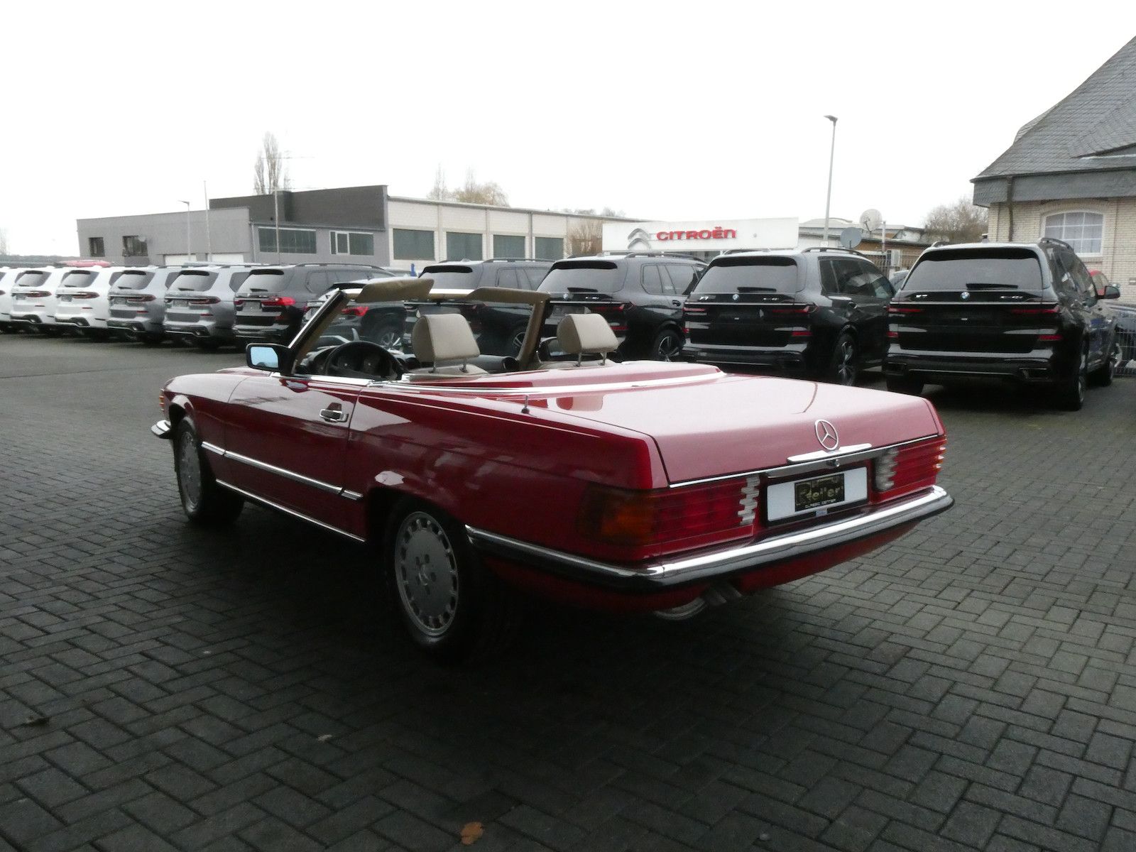 Mercedes-Benz 300 300 SL (R107), 3.Hand, deutsche Erstauslieferung