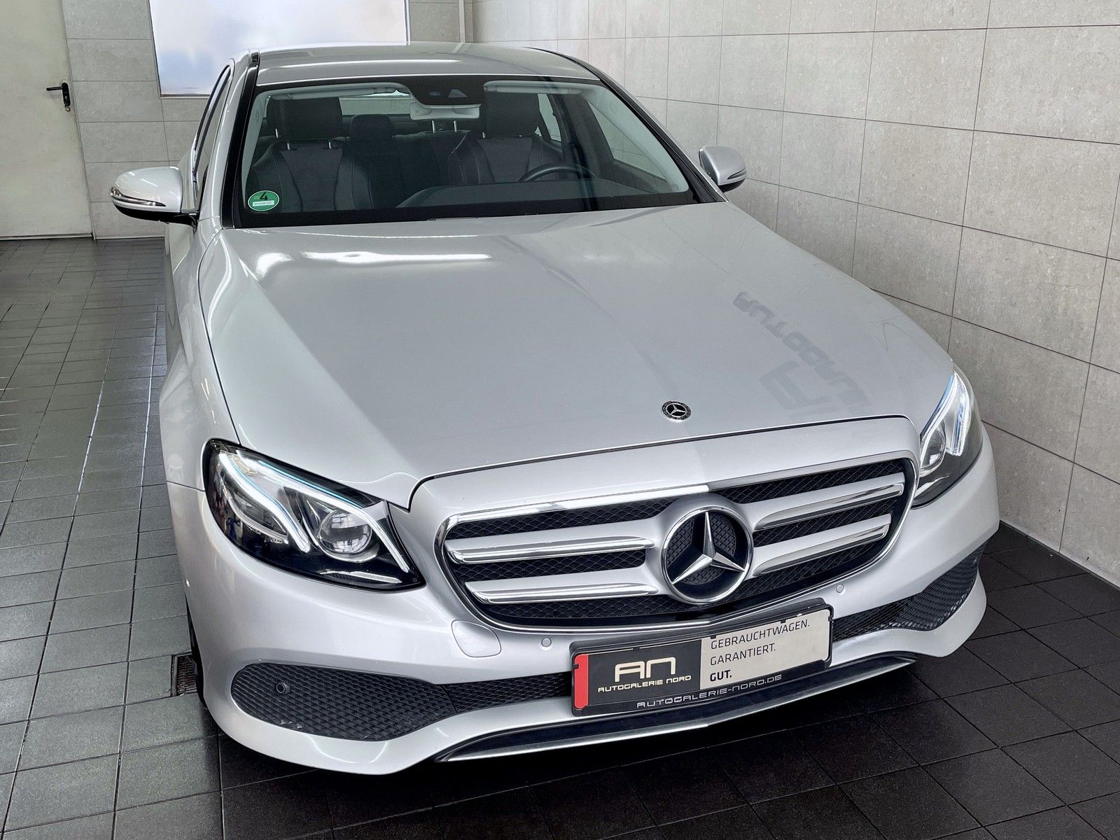 Mercedes-Benz E 220 E 220 d Avantg Multibeam+Navi+Leder+Ambiente+RFK