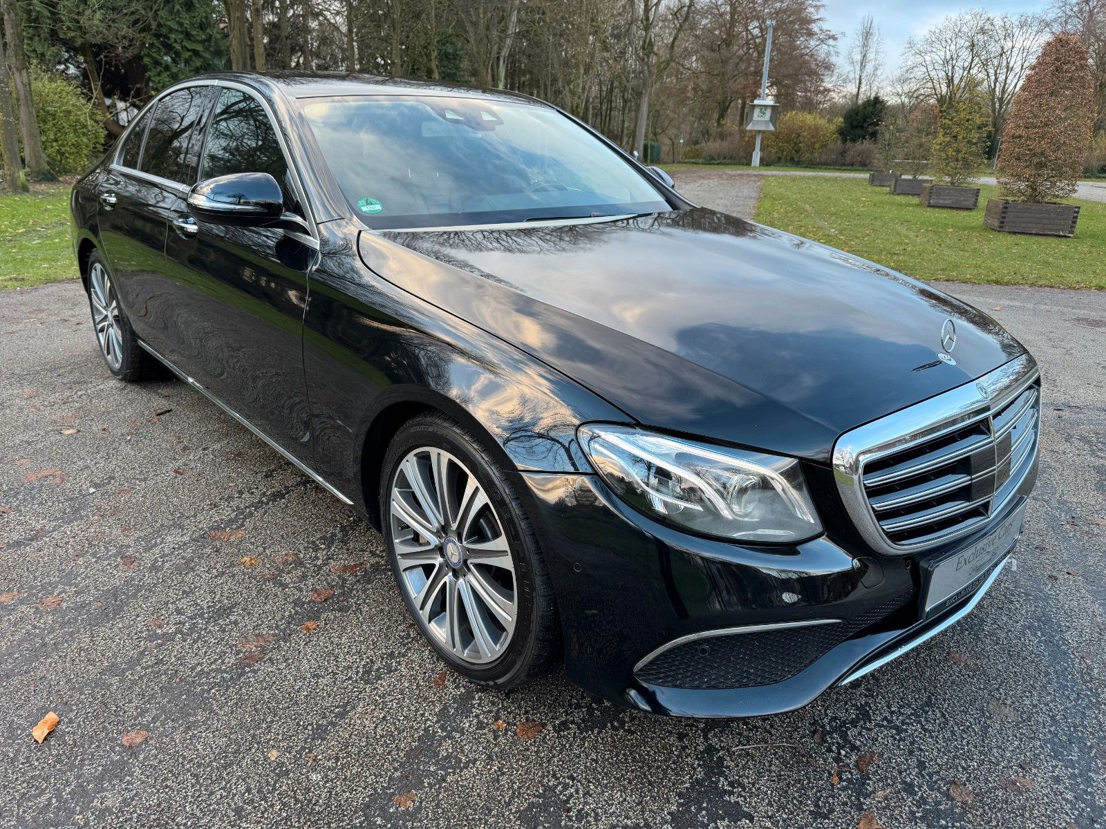 Mercedes-Benz E 350 E 350 d EXCLUSIVE | SPURHALTE ASSISTENT