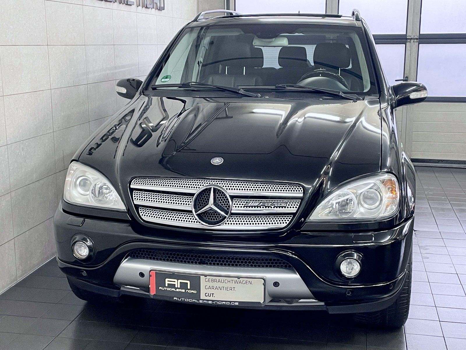 Mercedes-Benz ML 55 AMG ML 55 AMG Navi+Leder+Xenon+e.SHD+Bose+AHK