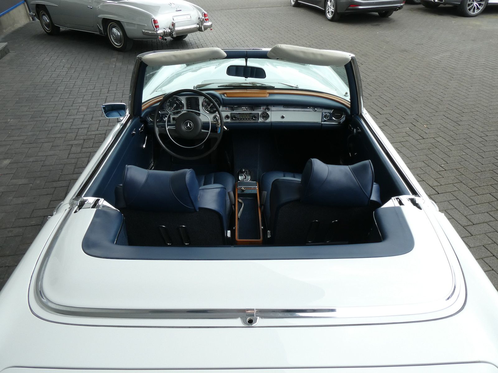 Mercedes-Benz SL 280 SL 280 Pagode, Neuwagenrechnung, matching-numb.