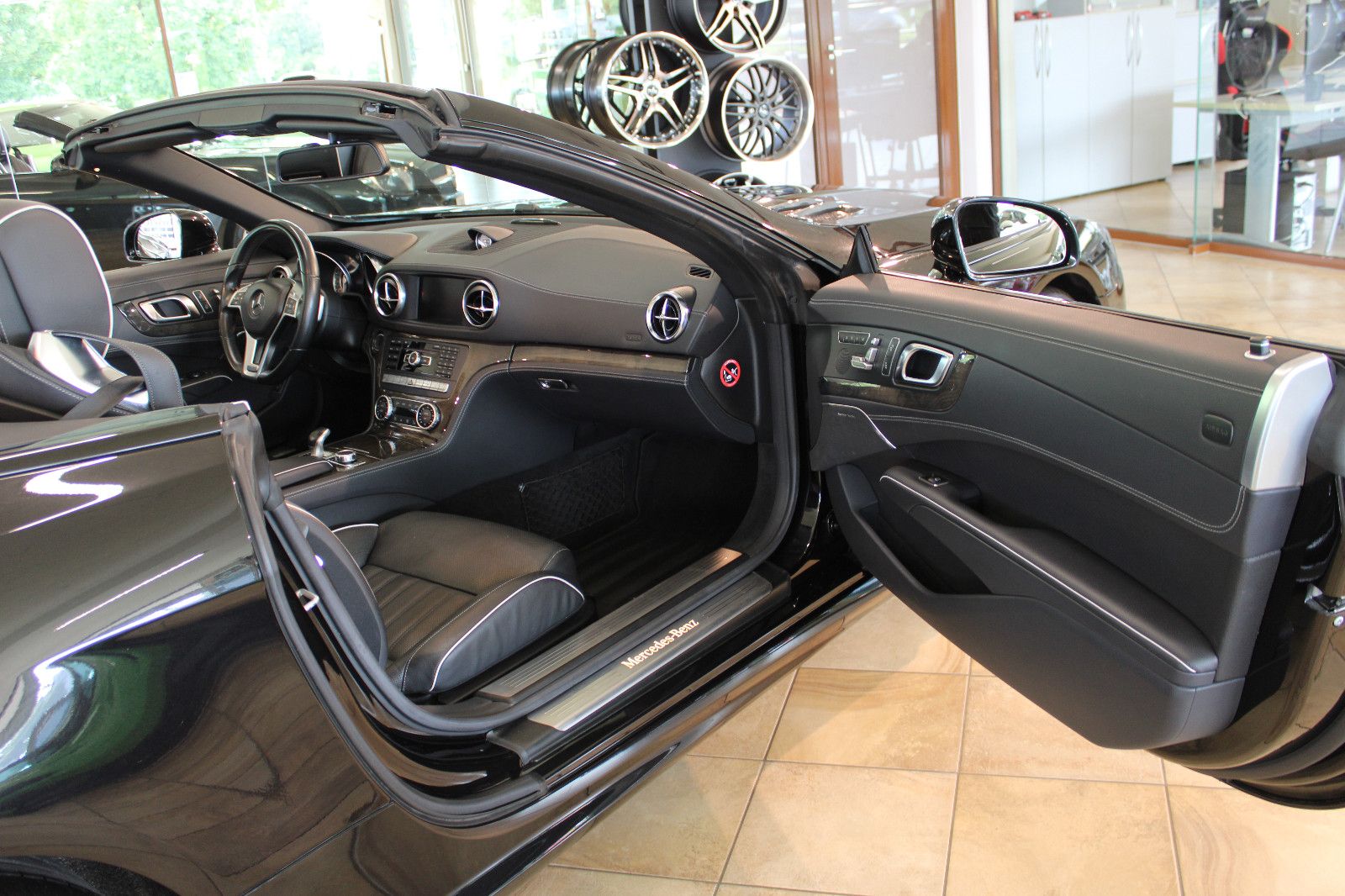 Mercedes-Benz SL 350 SL 350 *AMG-Paket+Deutsch+Top+Scheckheft*