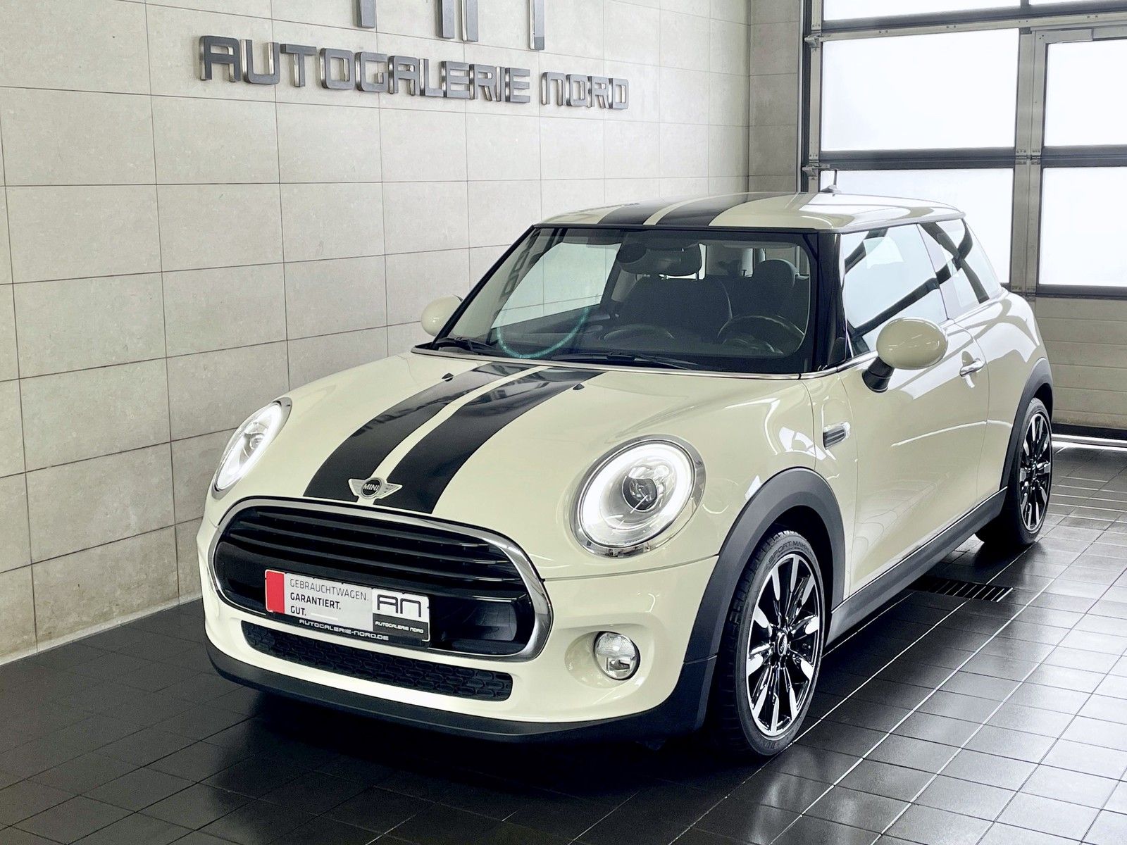 MINI Andere Mini Cooper D Aut. Navi+LED-SW+Leder+Sportsitze