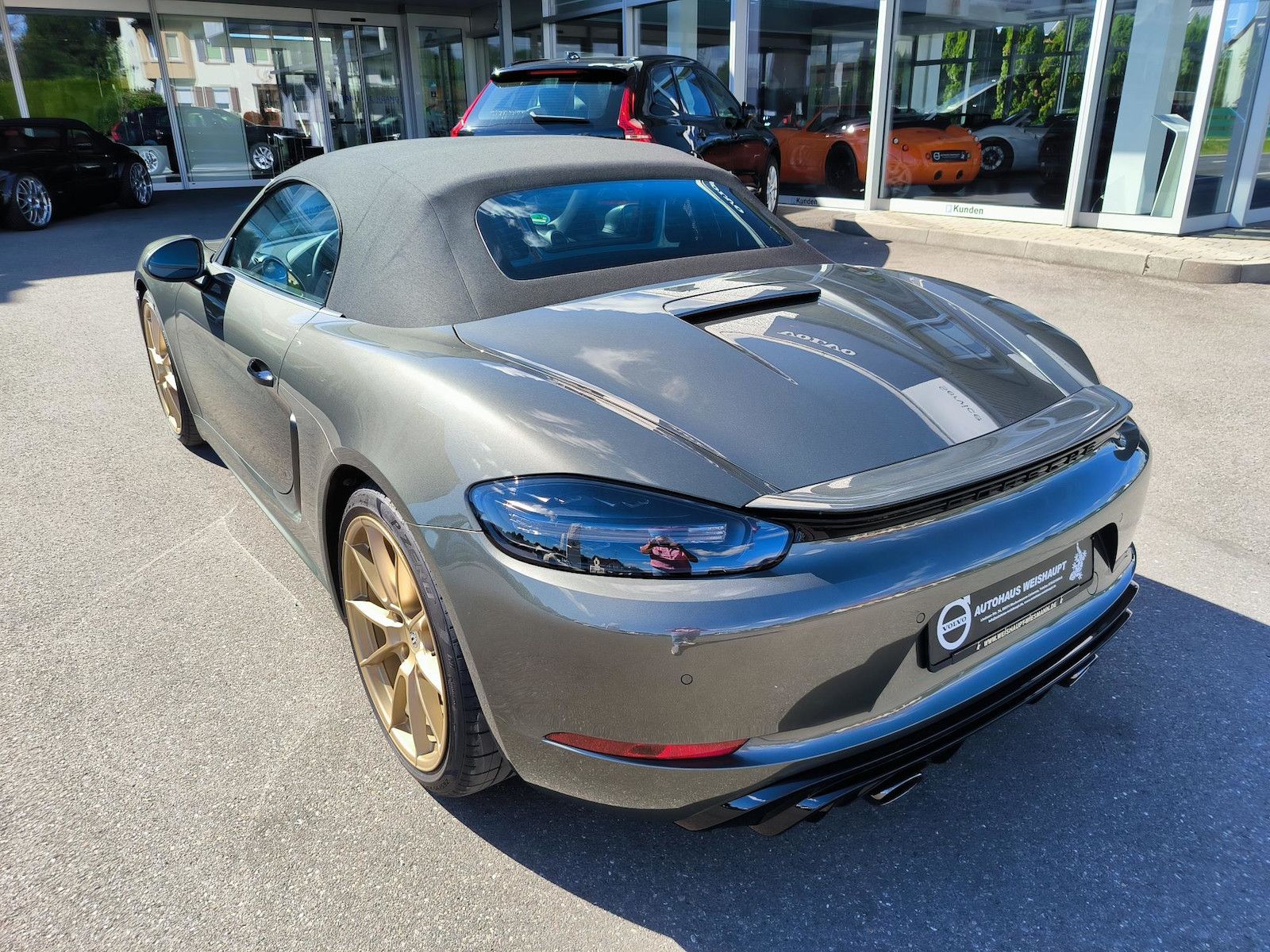 Porsche Boxster 718 Boxster GTS*800km*1.HD*BOSE*LED*18WegeSports