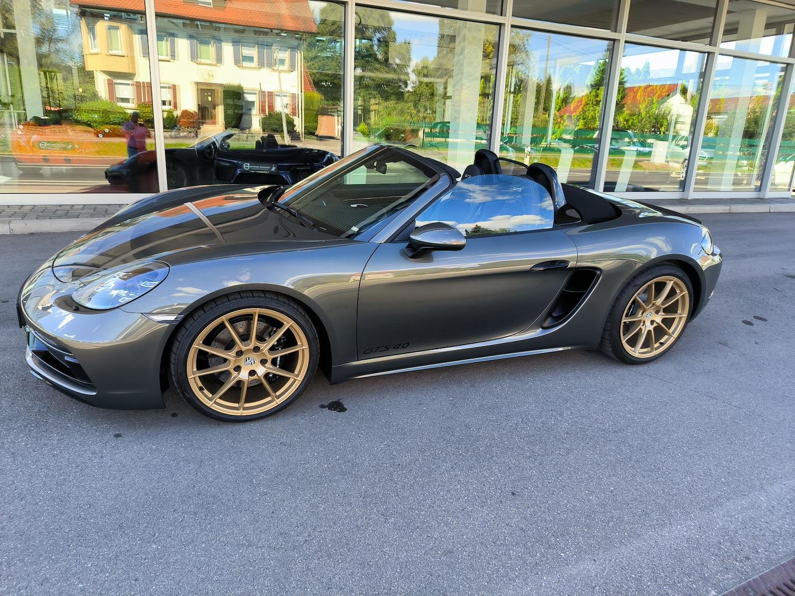 Porsche Boxster 718 Boxster GTS*800km*1.HD*BOSE*LED*18WegeSports