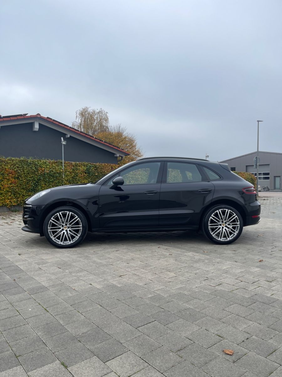 Porsche Macan Macan / 1. Hand / Unfallfrei