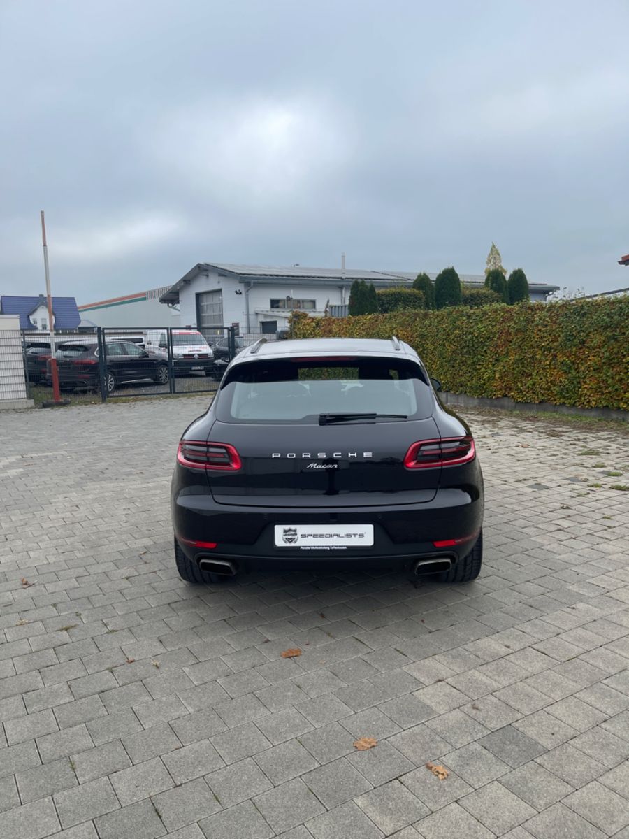 Porsche Macan Macan / 1. Hand / Unfallfrei