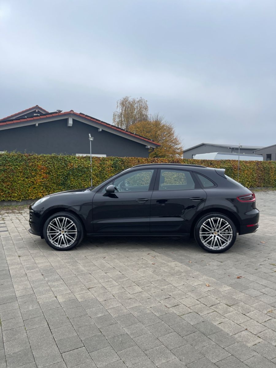 Porsche Macan Macan / 1. Hand / Unfallfrei