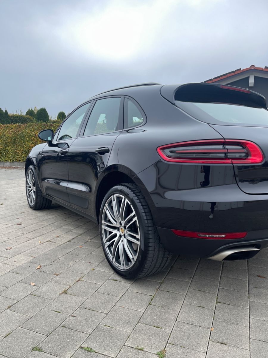 Porsche Macan Macan / 1. Hand / Unfallfrei