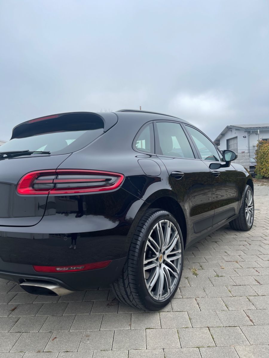 Porsche Macan Macan / 1. Hand / Unfallfrei