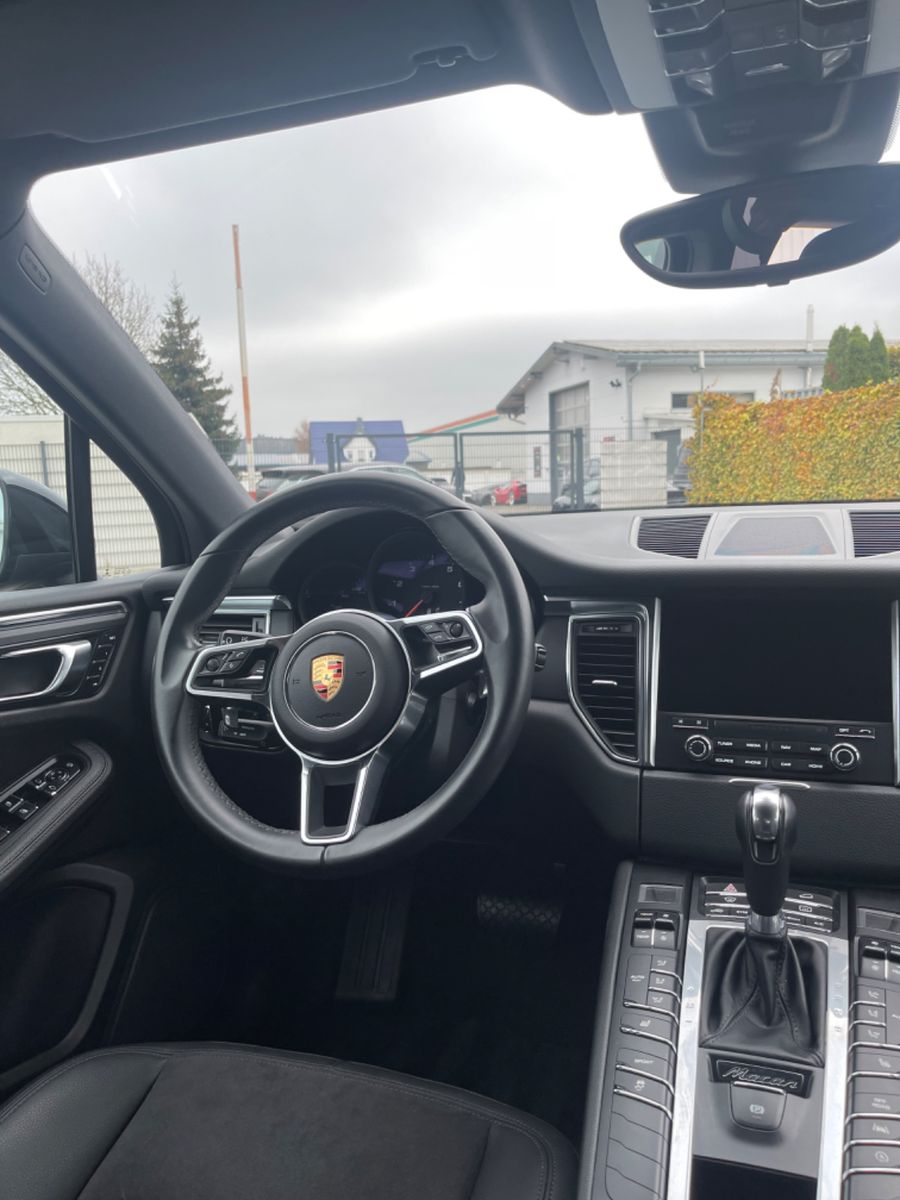 Porsche Macan Macan / 1. Hand / Unfallfrei