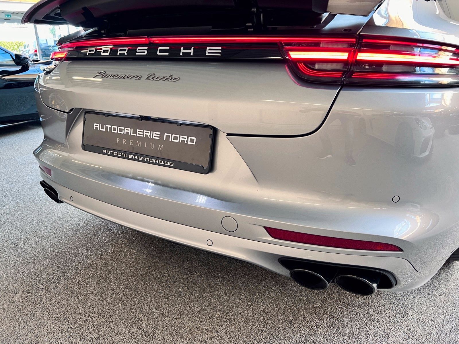 Porsche Panamera Panamera Turbo Approved Garantie+Burmester+Rear