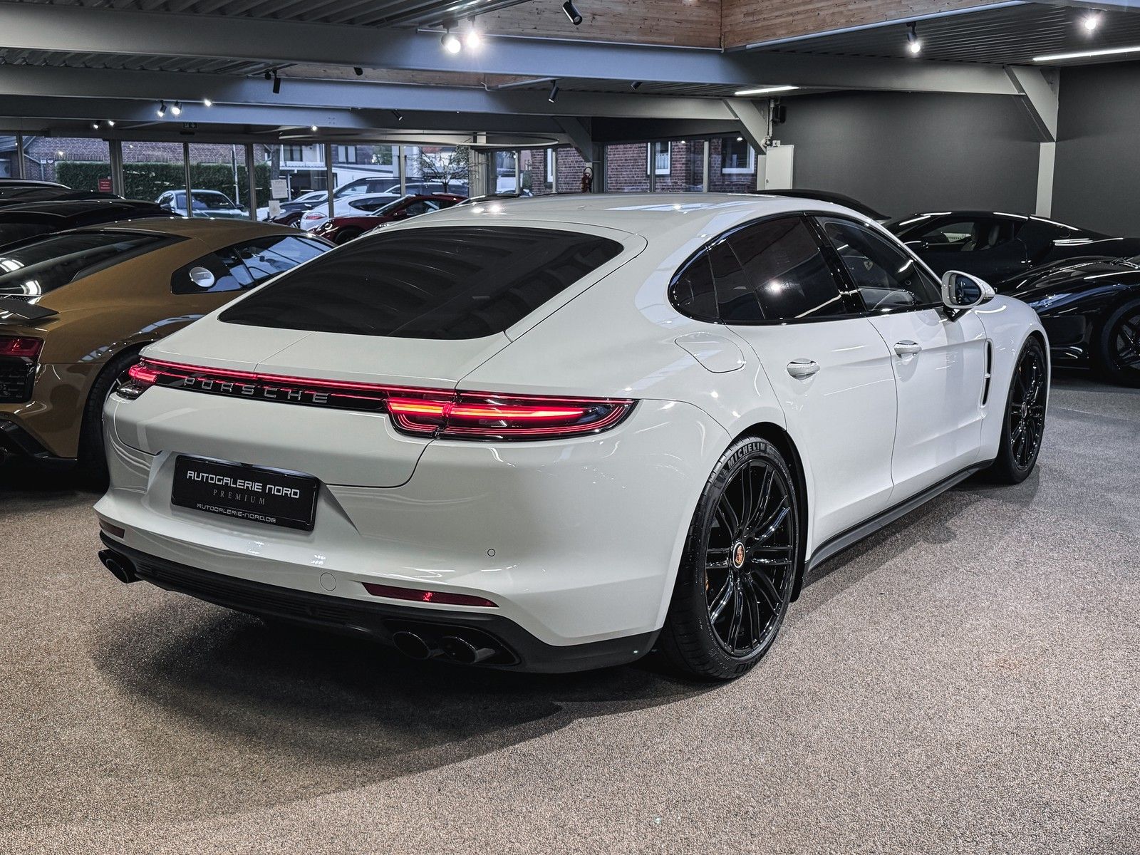 Porsche Panamera Panamera Turbo Approved Garantie+Matrix+PCCB+Chr