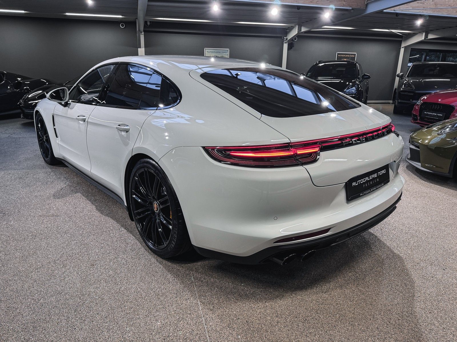 Porsche Panamera Panamera Turbo Approved Garantie+Matrix+PCCB+Chr