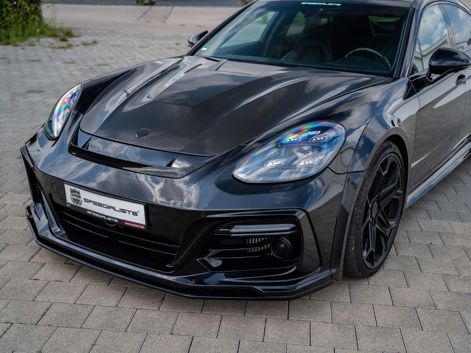 Porsche Panamera Panamera Turbo / Techart Grand GT Nr.82 Deutsch