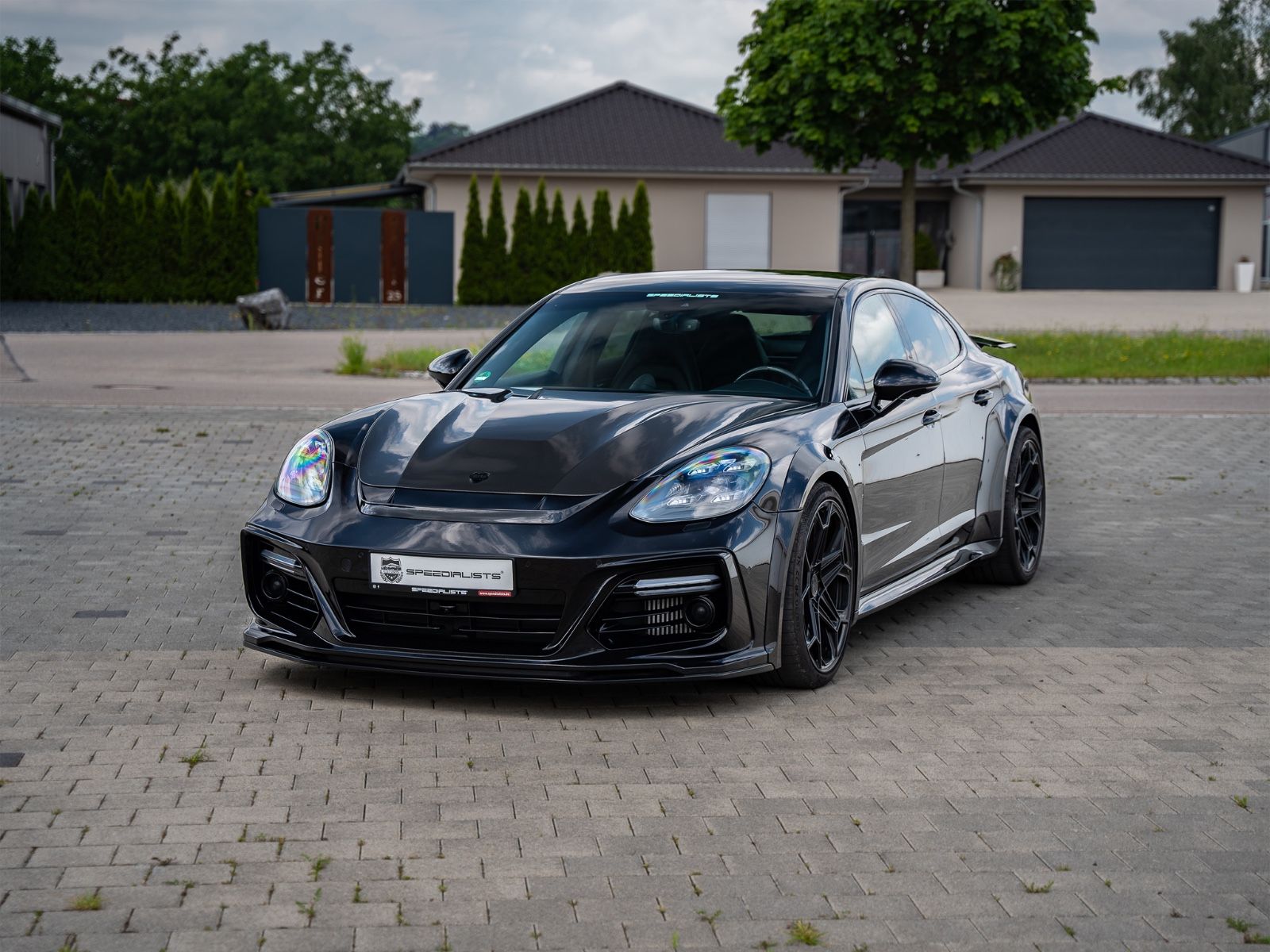 Porsche Panamera Panamera Turbo / Techart Grand GT Nr.82 Deutsch