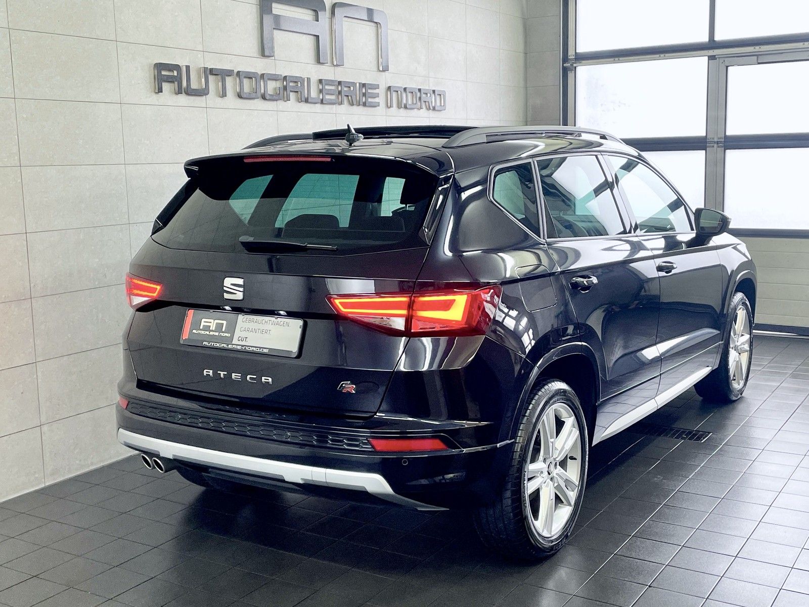 Seat Ateca Ateca FR Line 1.Hand+Pano+Alcantara+Buisness+AHK