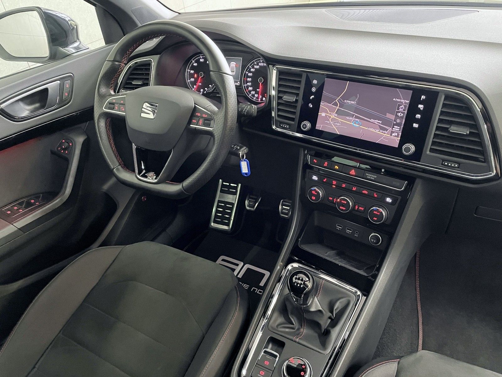 Seat Ateca Ateca FR Line 1.Hand+Pano+Alcantara+Buisness+AHK