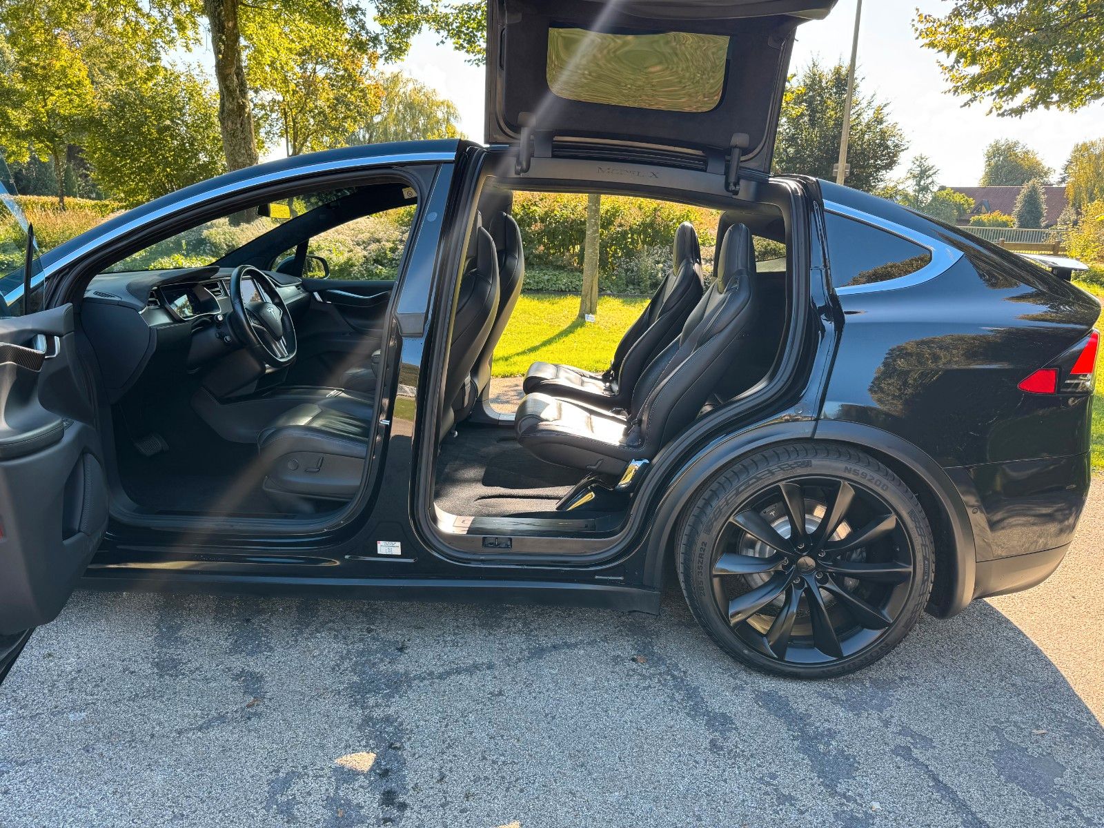 Tesla Model X MODEL X 90D | FREE SUPERCHARGER | 6SEATER | EAP