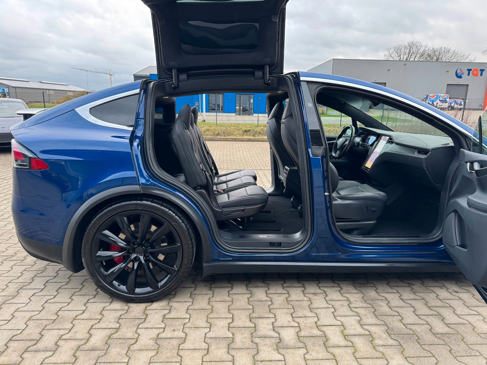 Tesla Model X MODEL X RAVEN PERFORMANCE | 7 SEATER | CCS | 22