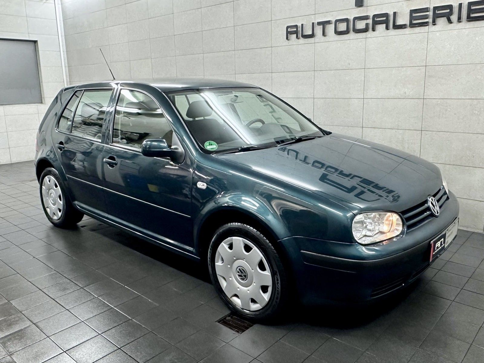 Volkswagen Golf Golf IV 1.6 Edition 1.Hand+Rentner