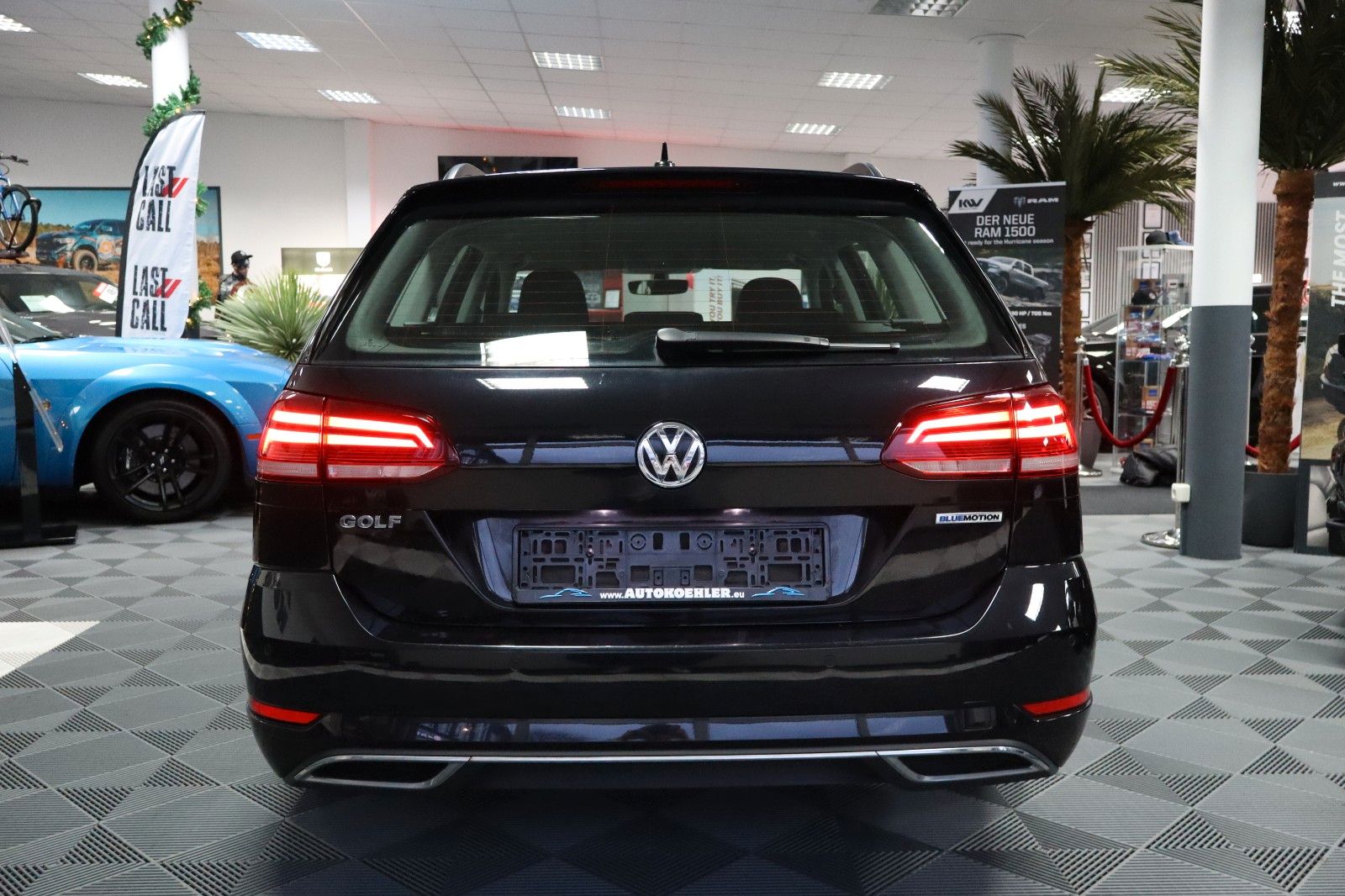 Volkswagen Golf Golf VII Variant Highline DSG LED NAVI Facelift