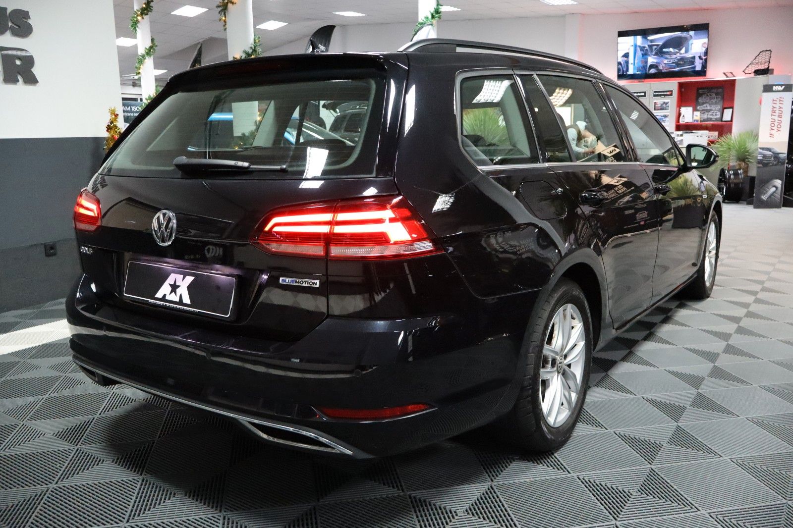 Volkswagen Golf Golf VII Variant Highline DSG LED NAVI Facelift