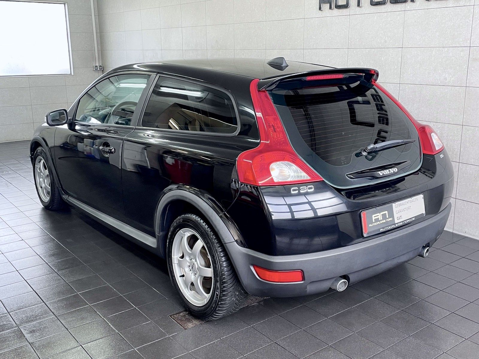 Volvo C30 C30 D5 Aut. Audio-High-Paket+Tempomat+Alu