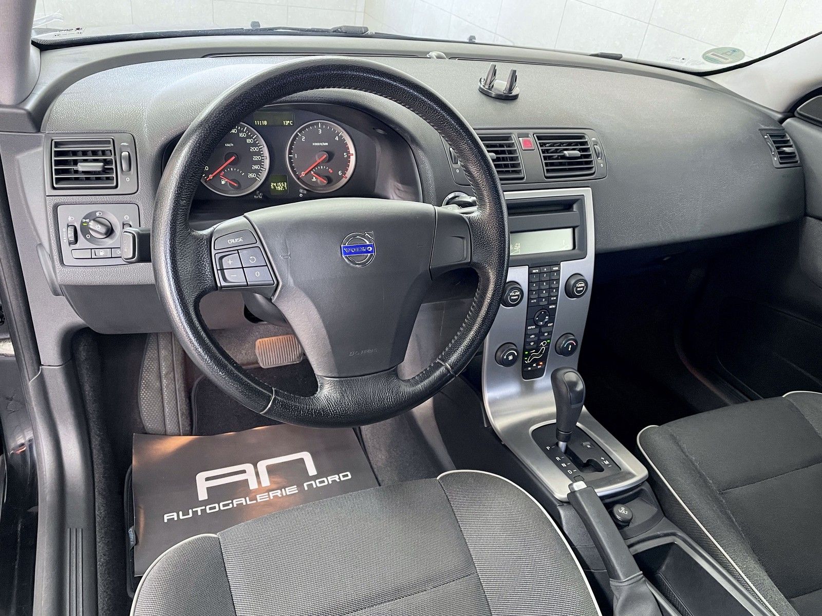 Volvo C30 C30 D5 Aut. Audio-High-Paket+Tempomat+Alu