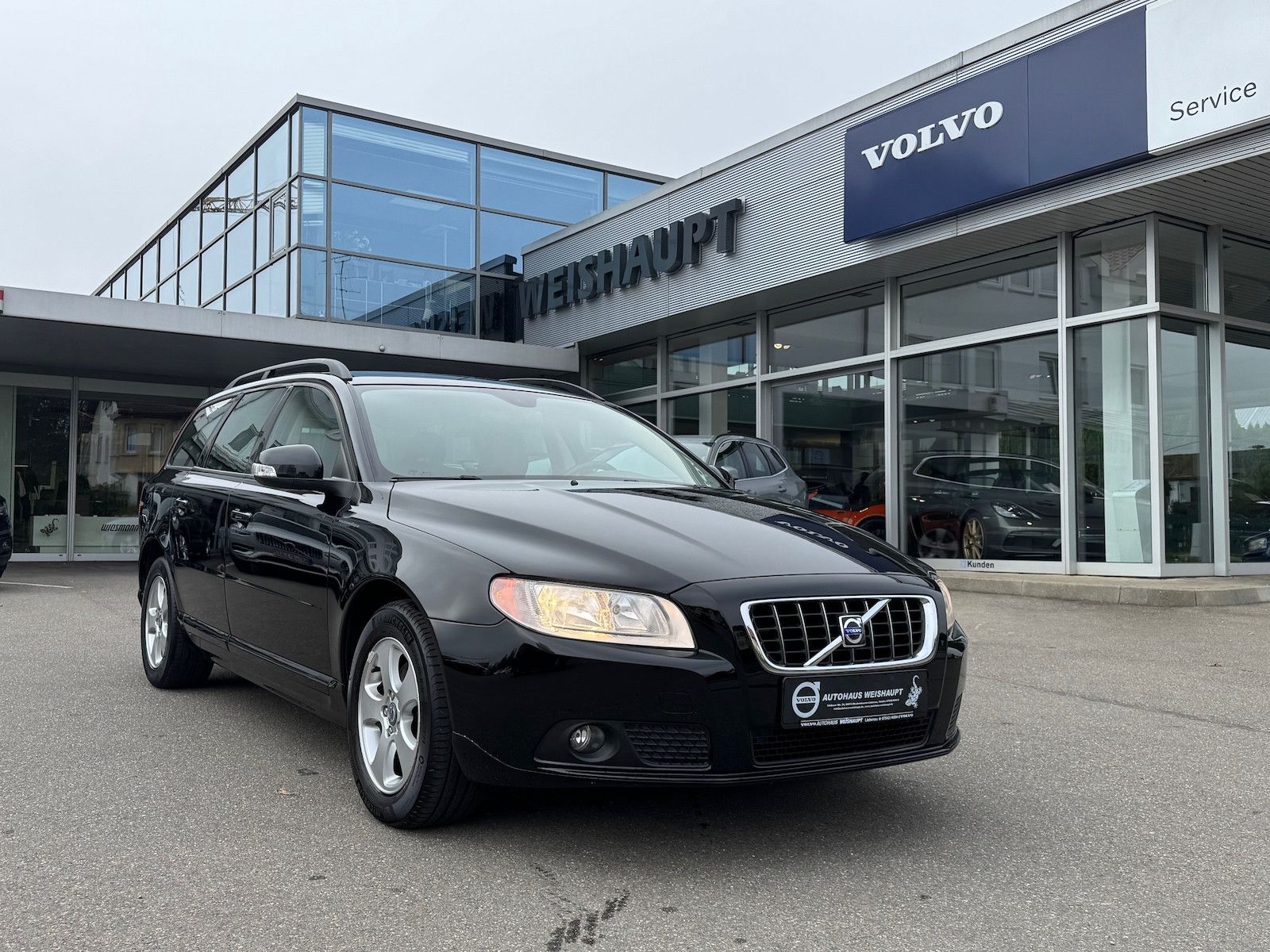 Volvo V70 V70 Momentum*Sitzhzg*Leder*Integriete Kindersitz