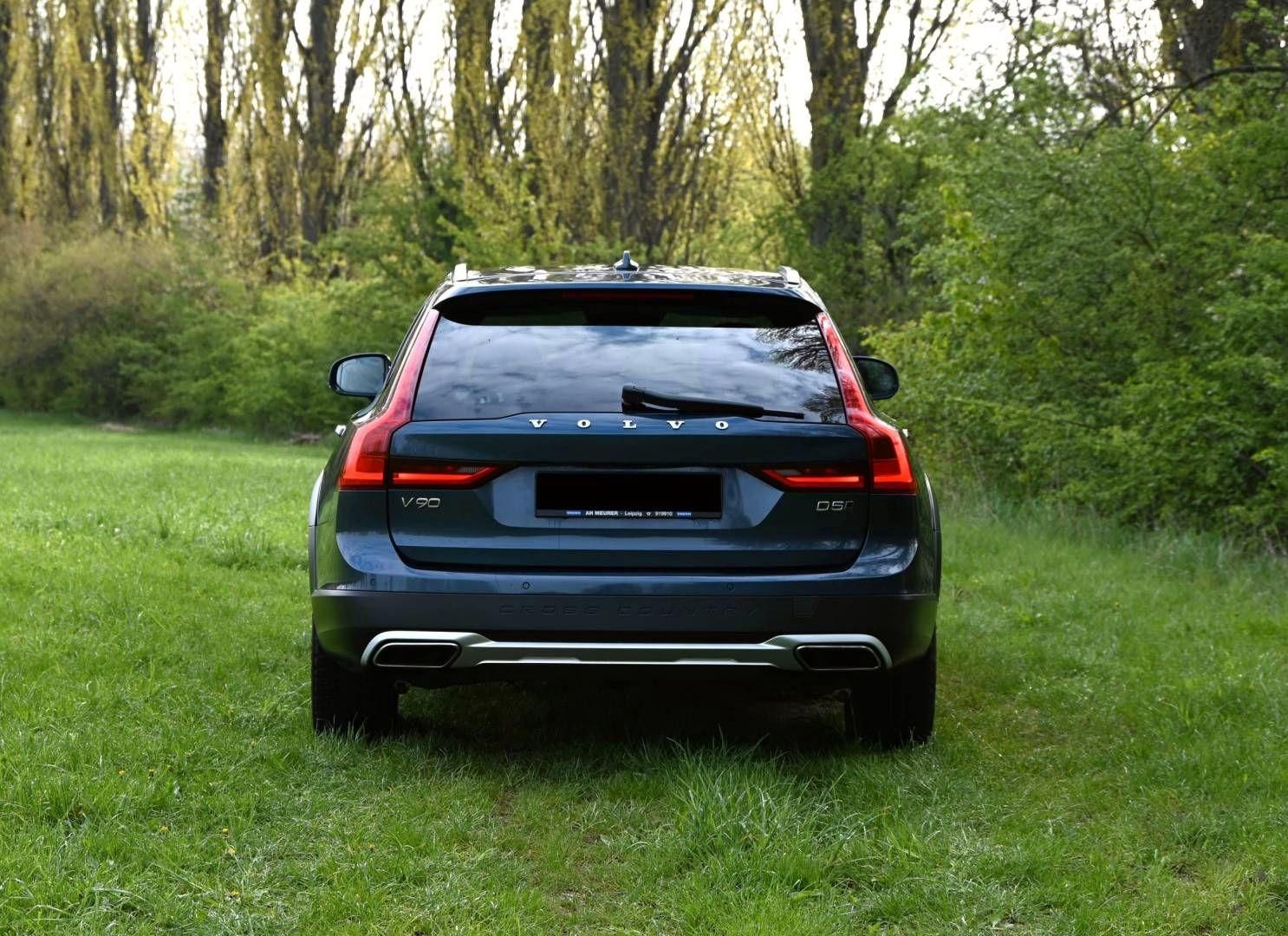 Volvo V90 Cross Country V90 2,0l D5 Cross Country Navi,ACC,Totwinkel